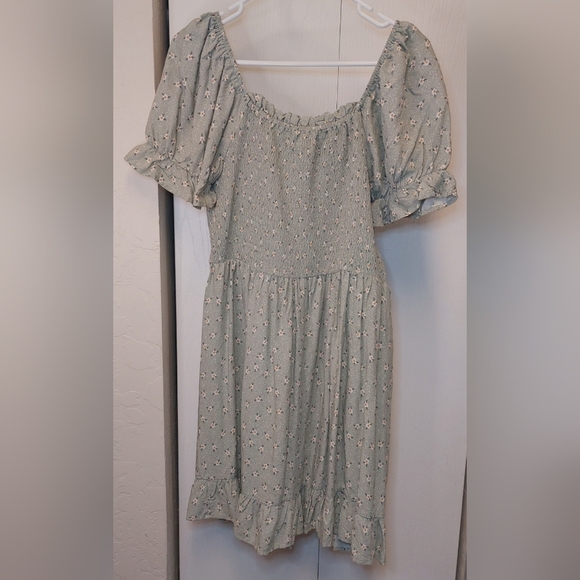 AUW Fit & Flare Green Floral Peasant Babydoll Dress Size 1X Rouching Ruffle Boho - Picture 5 of 11